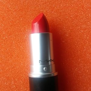 MAC Cremesheen Lipstick